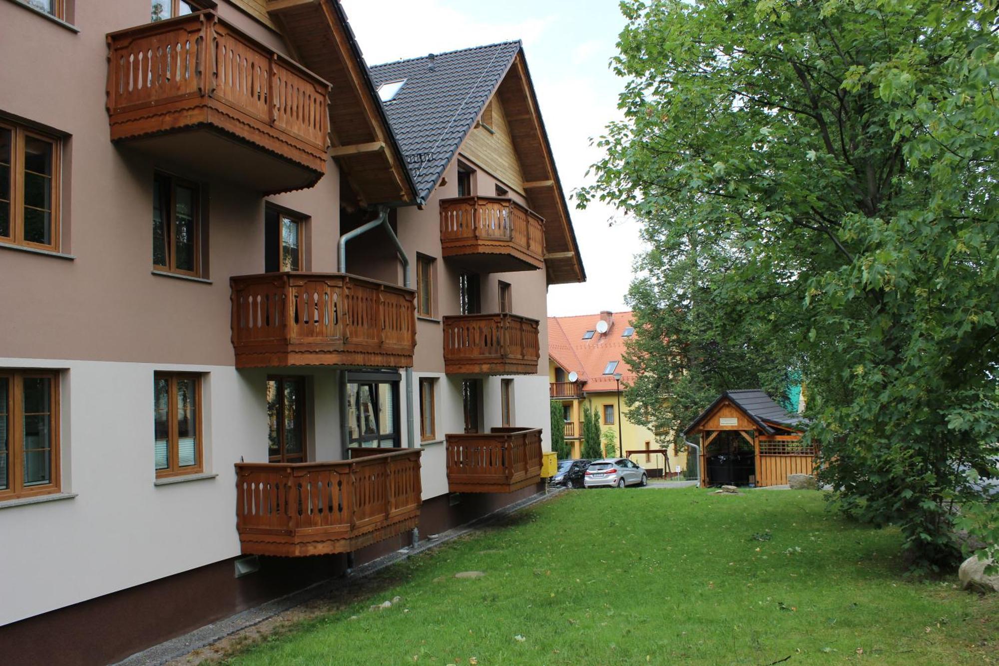 Apartament Blisko Centrum Z Garazem Karpacz Exterior foto