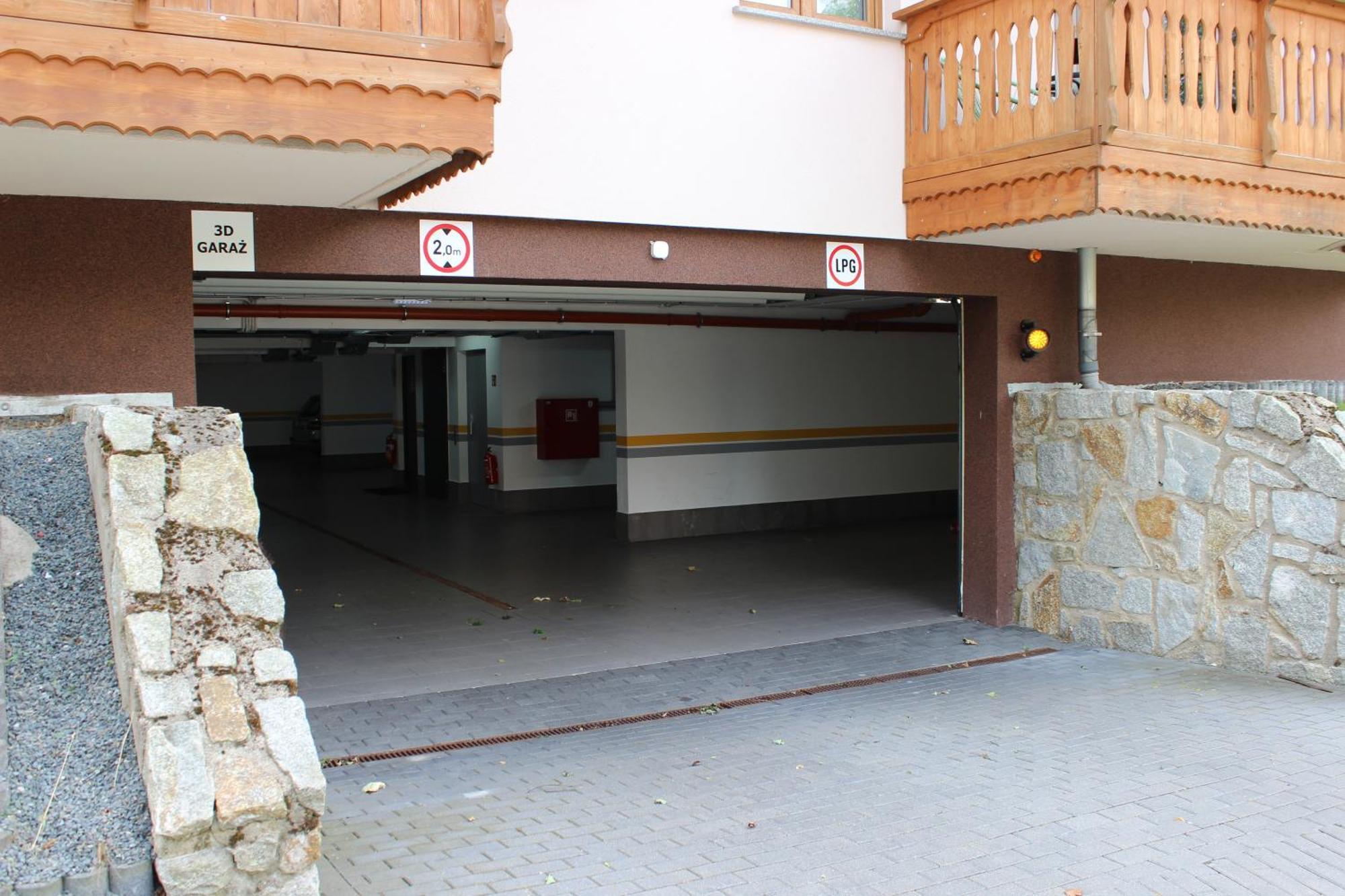 Apartament Blisko Centrum Z Garazem Karpacz Exterior foto
