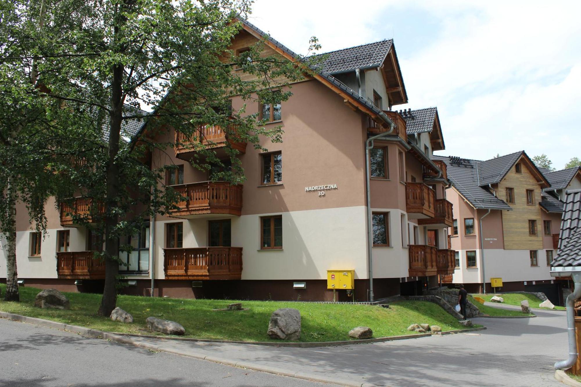 Apartament Blisko Centrum Z Garazem Karpacz Exterior foto